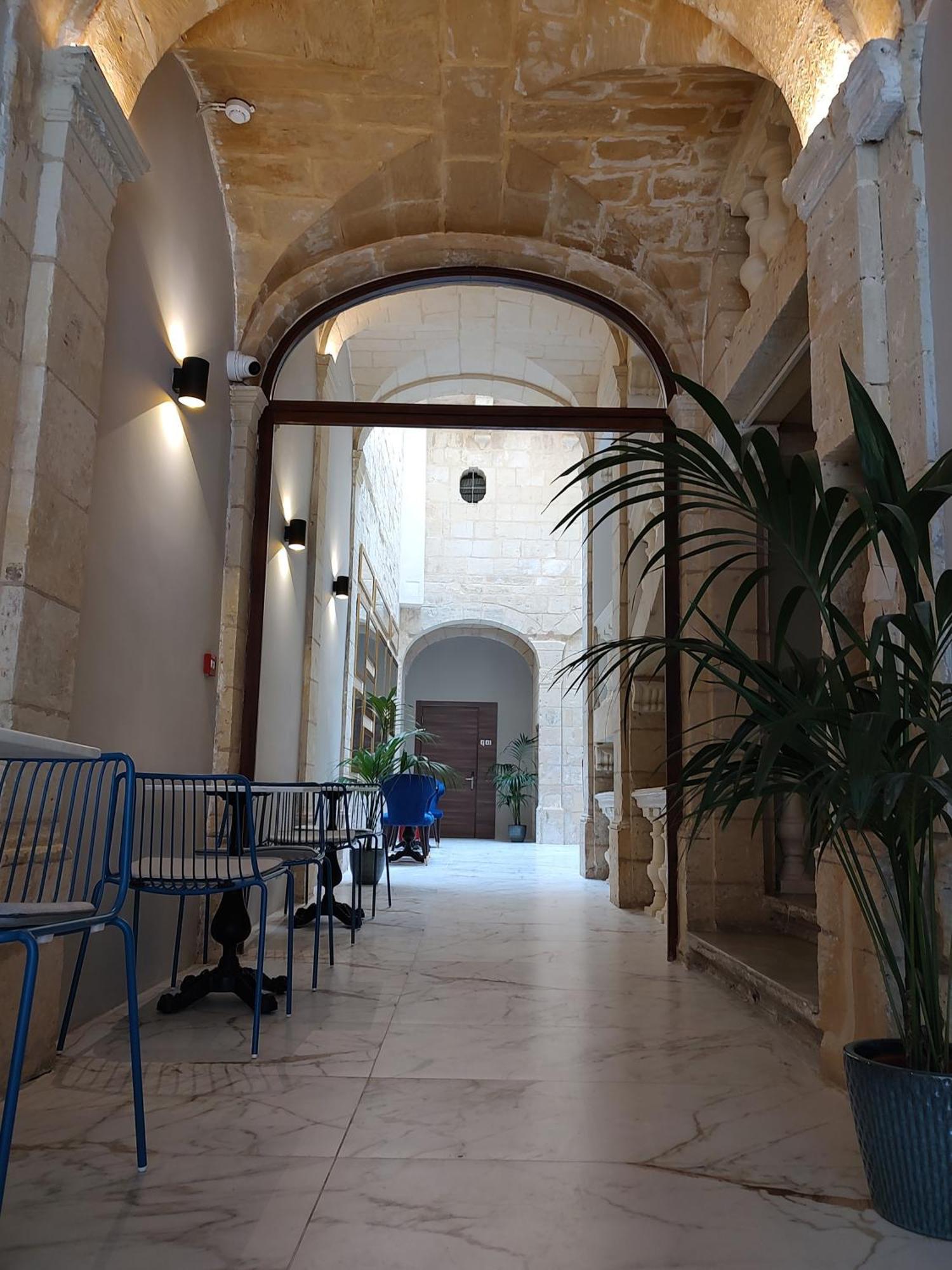 Mulberry Suites Valletta Exterior photo