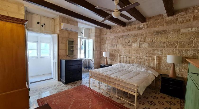 Mulberry Suites Valletta Exterior photo
