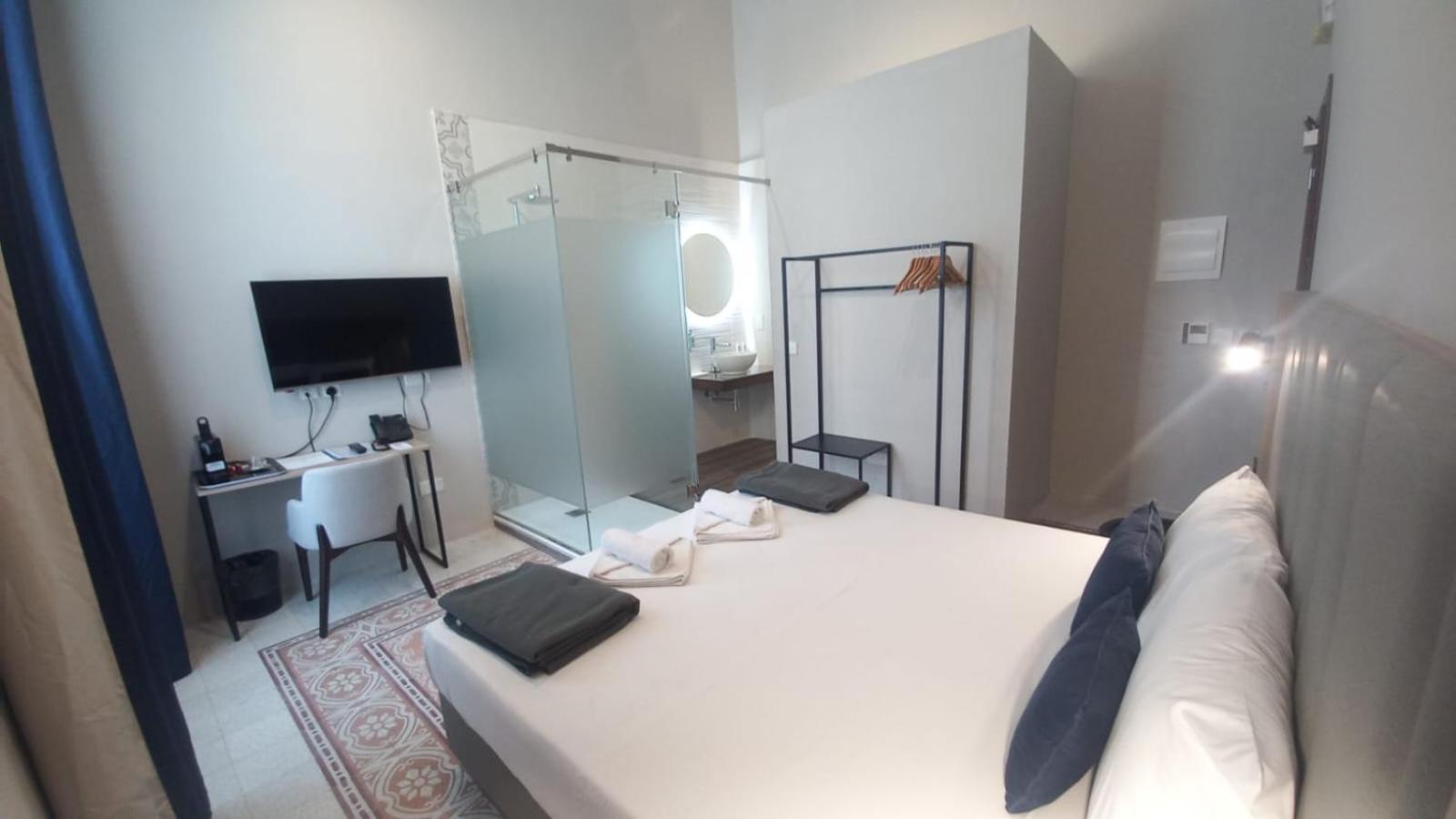 Mulberry Suites Valletta Exterior photo