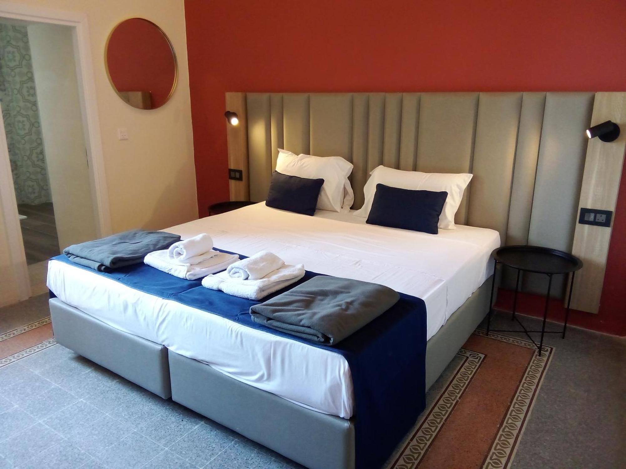Mulberry Suites Valletta Exterior photo